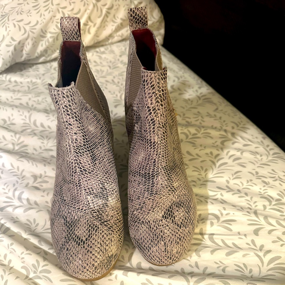 Toms Snakeskin Ankle Booties - Gray